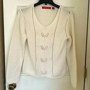 Gloria Vanderbilt ivory ramie/cotton with beautiful knit pattern.